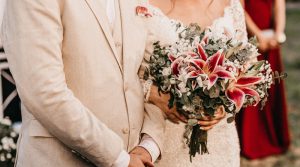 Queen's grandson and his wife to divorce 16-1