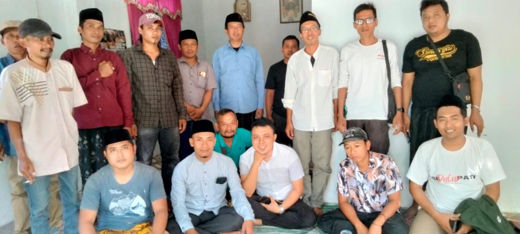 Tim Rumah Aspirasi Muhammad Nur Purnamasidi Sosialisasikan Program PIP di Lumajang 1 WhatsApp Image 2025 04 23 at 15.26.29