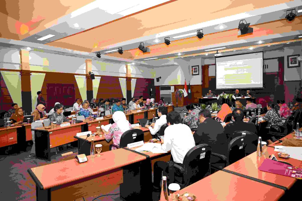 Serap Aspirasi RUU Sisdiknas, Komisi X DPR RI Sambangi LLDIKTI Wilayah VII Surabaya 1 WhatsAppImage2025 04 30at19.25.23