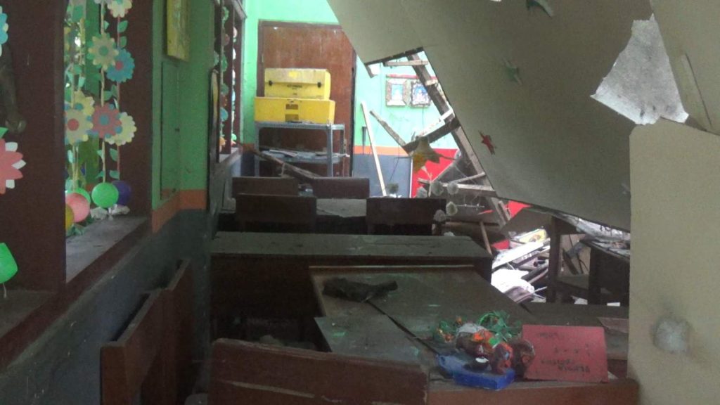 Ruang Kelas SDN Kutorenon 03 Ambruk, Disdik Lumajang Ajukan Anggaran BTT lewat Komisi X DPR RI 2 IMG 20250516 WA0025 copy 1600x900