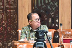 Komisi X DPR RI Bahas Pemerataan Pendidikan 3T: Bang Pur Singgung Janji Kemerdekaan! Bang Pur Anggota Komisi X DPR RI saat RDP bahas pendidikan 3T dan marginal di DPR RI