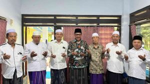 Wabup Jember Tekankan Pentingnya Akhlak Pemimpin dalam Pembangunan Daerah Wabup Djoko Susanto tegaskan bahwa pembangunan Jember harus dimulai dari akhlak pemimpin. Pesan ini disampaikannya dalam Haul Kyai Misri di Curahmalang.