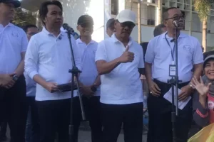 Gus Fawait dan Pak Djos Kompak Jalan Sehat Bareng Buruh dan Pengusaha di Hari Buruh pak djos