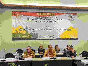 Fraksi Golkar Dorong Demokrasi Berbasis Pancasila Lewat Diskusi Substansial Purnamasidi dalam diskusi demokrasi pancasila