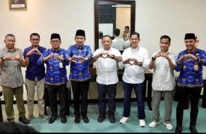 Gus Fawait Temui PT KAI Daop 9, Tegaskan Keselamatan Warga Jember Prioritas Utama FB_IMG_1752829612110~2