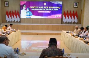 Gus Fawait Libatkan Dokter Spesialis untuk Tangani TBC, Stunting, AKI dan AKB di Jember FB_IMG_1753328170479~2