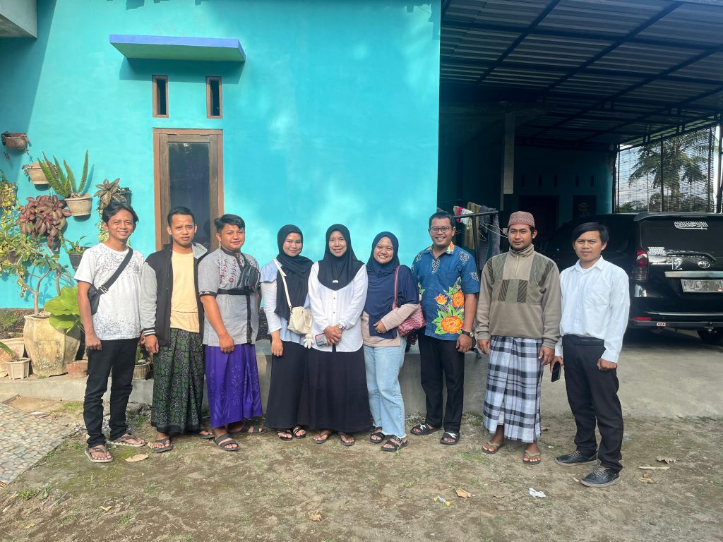 Tim Rumah Aspirasi Bang Pur Serahkan SK PIP di Empat Kecamatan Sekaligus 1 IMG 20250729 WA0006