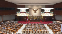 DPR RI Gelar Rapat Paripurna Ke-21: Bahas APBN 2024 dan Penetapan Mitra Kerja Danantara Screenshot_20250701-162833_copy_1600x877_copy_206x113