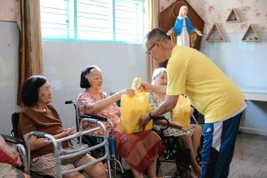 Bang Pur Ajak Warga Jember Hidup Sehat Lewat Festival Senam Lansia di Kepatihan 1 Bang Pur Ajak Warga Jember Hidup Sehat Lewat Festival Senam Lansia di Panti Siwi
