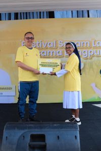 Bang Pur Ajak Warga Jember Hidup Sehat Lewat Festival Senam Lansia di Kepatihan 5 IMG 20251012 WA0012