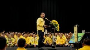 Partai Golkar Gelar Rapimnas, Ribuan Kader dari Pusat hingga Daerah Hadir bahlil-tekankan-kader-golkar-siaga-hadapi-bencana-1765386714823_169