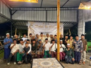 Halal Bihalal dengan Alumni Santri Genggong, Bang Pur Perkuat Isu BOS dan Tegaskan Peran Negara di Pendidikan IMG-20260429-WA0015(2)_copy_416x312