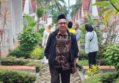 RUU Sisdiknas Dorong Guru Lebih Sejahtera, Bang Pur ; Guru Harus ASN Anggota Komisi X DPR RI, H. Muhamad Nur Purnamasidi ( Foto di Kabupaten Lumajang)