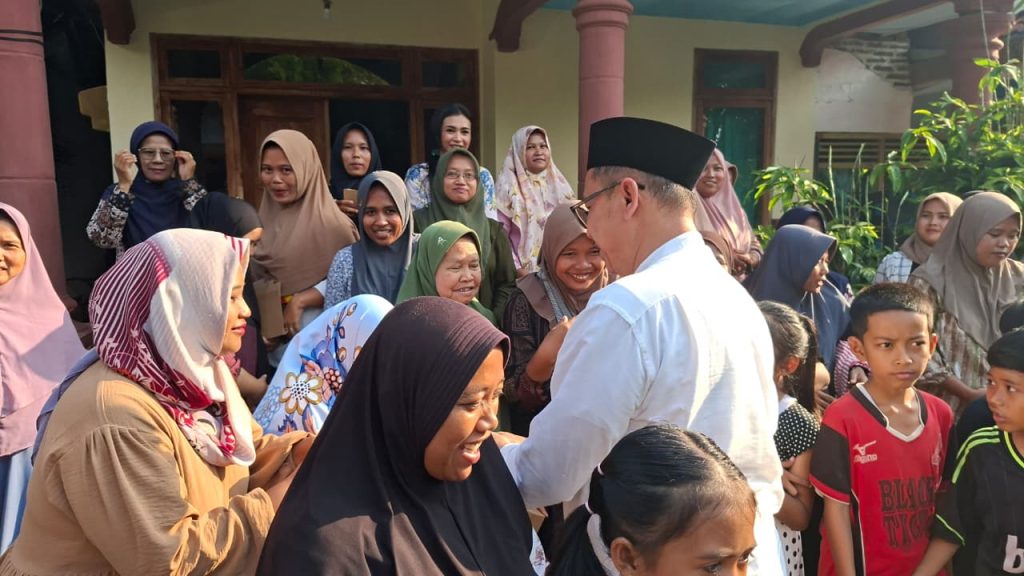 Temui Warga Desa Pejarakan, Anggota Komisi X DPR RI, H. Muhamad Nur Purnamasidi Laporkan Kinerja DPR RI